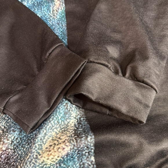 Nike AOT Collab Graphic Long Sleeve Shirt - Picture 5 of 10